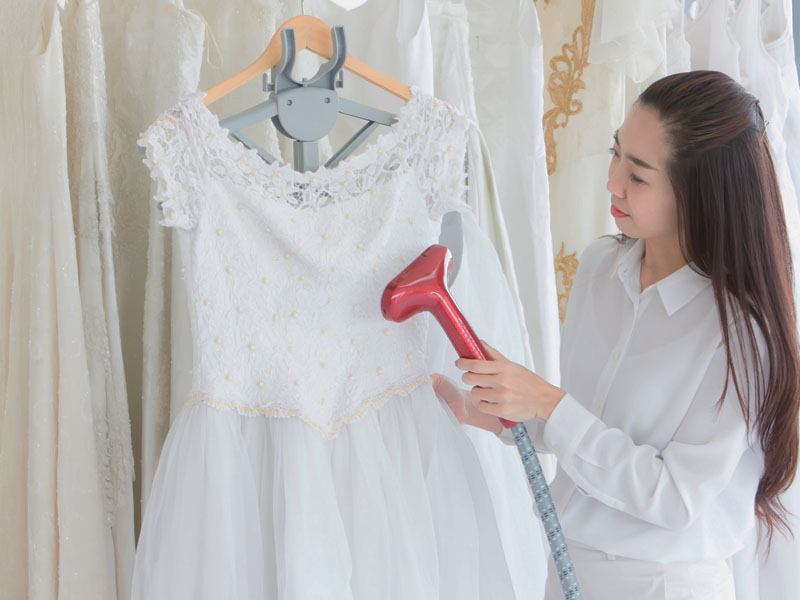 im006 - Putri Laundry - Laundry Cileungsi - Cuci gaun